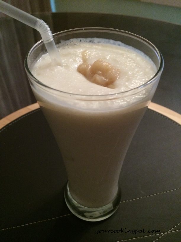 Custard Apple Milkshake-Sitaphal Milkshake